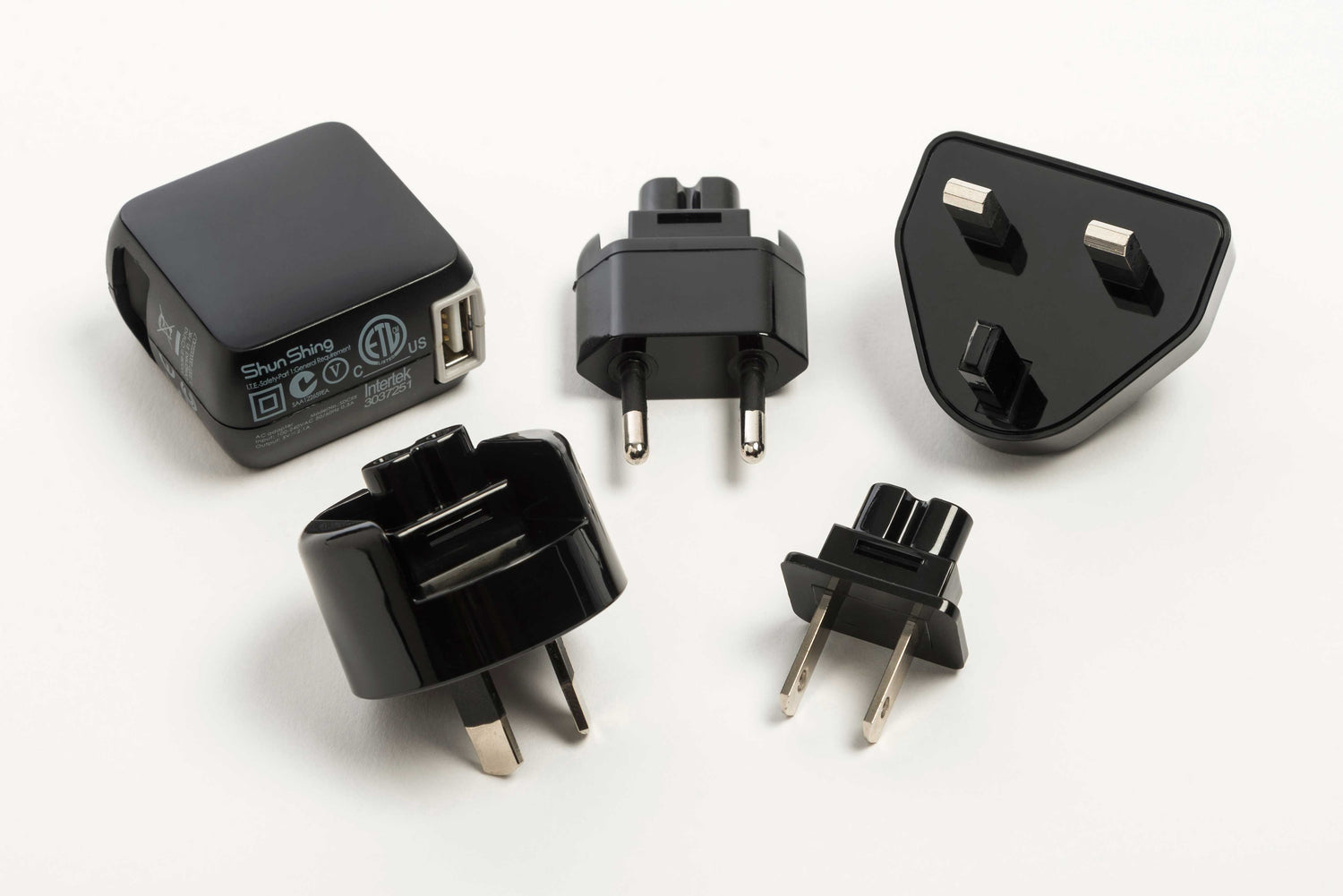 Iridium GO! AC Charger with International Adapters